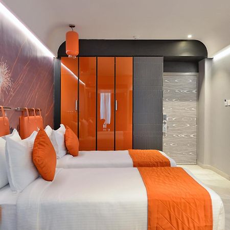 Regenta Central Antarim Ahmedabad Habitación foto